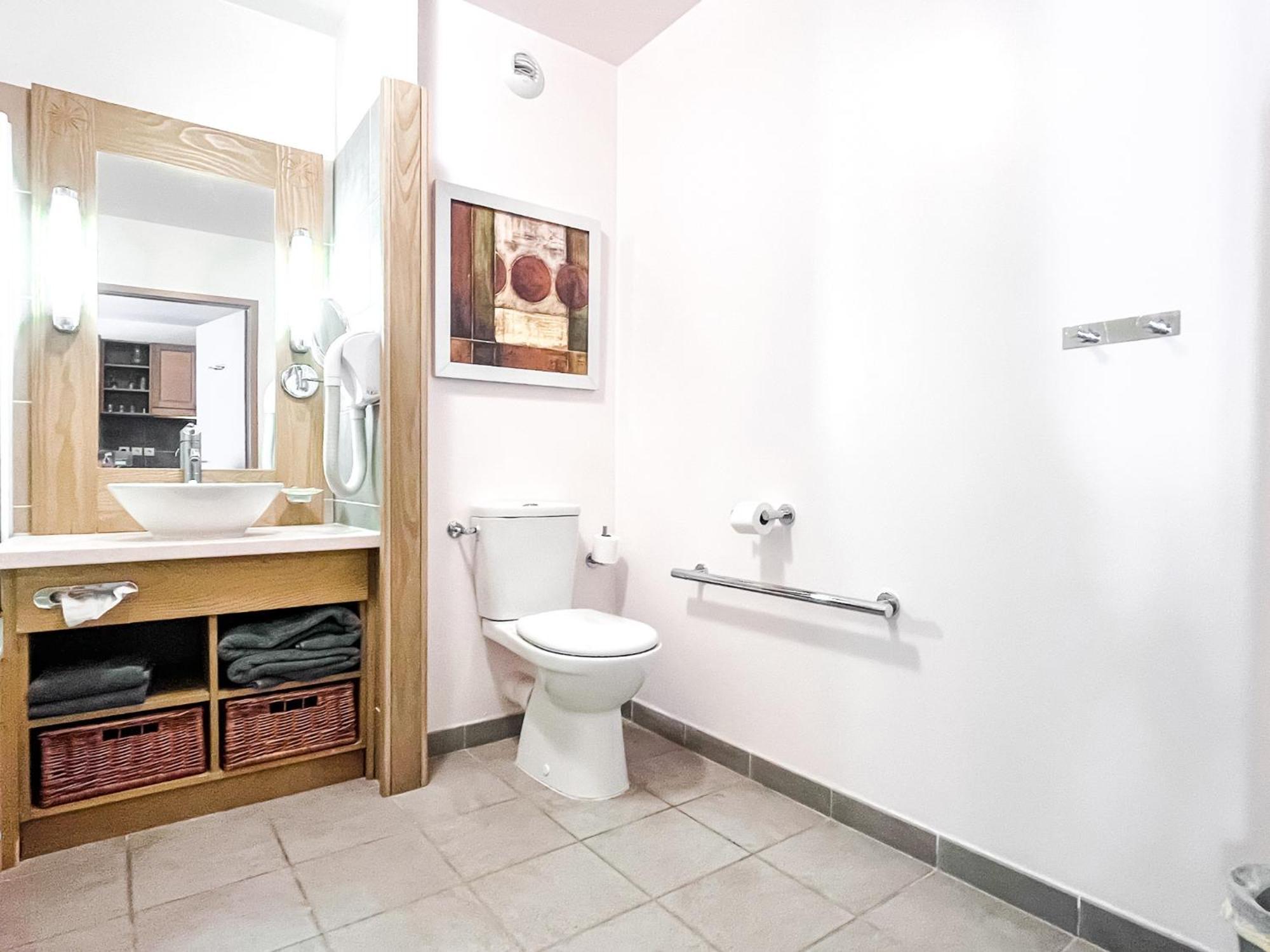 Large One-Bedroom Apartment, Wheelchair Adapted, Les Terrasses D'Eos Flaine Kültér fotó